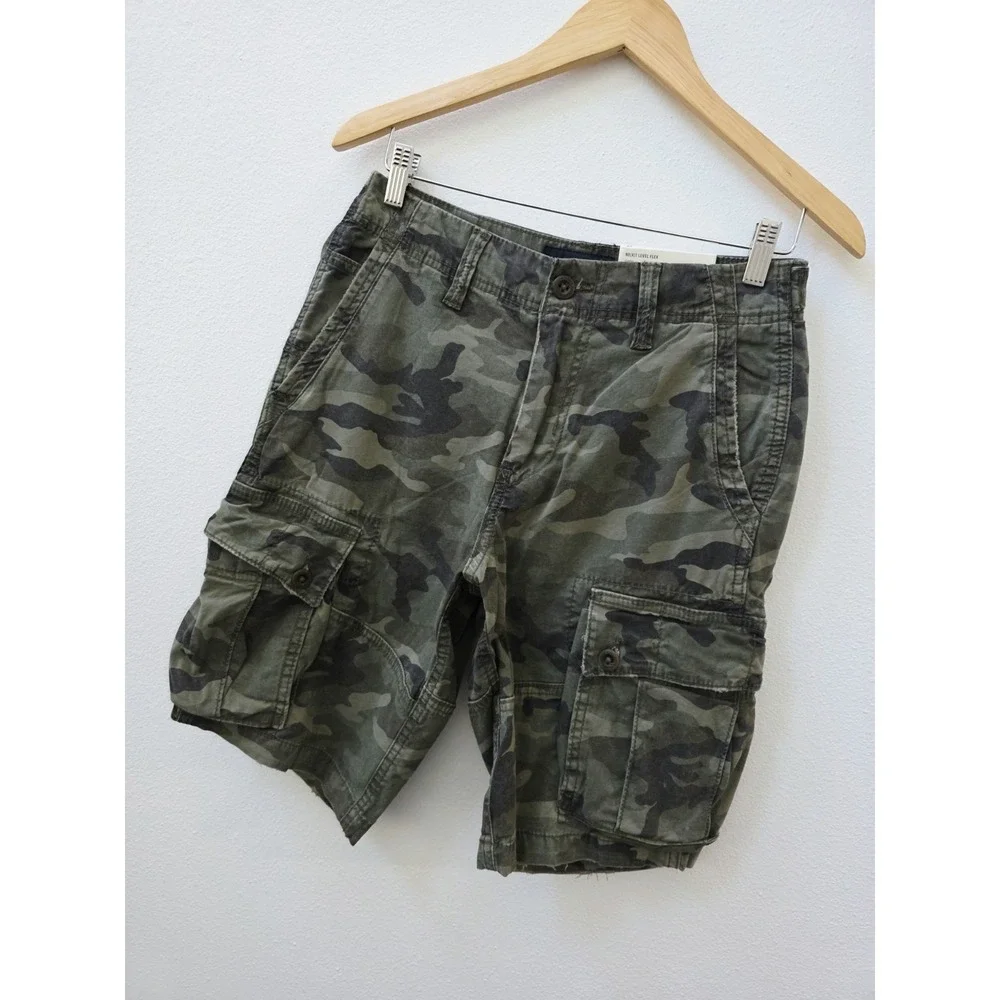 American Eagle Camo Cargo Shorts Men's Size 28 Classic Fit Distressed 10